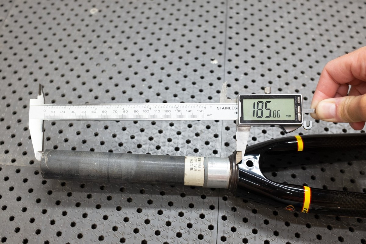 EASTON EC70 CARBON FORK - 700C - 1 1/8