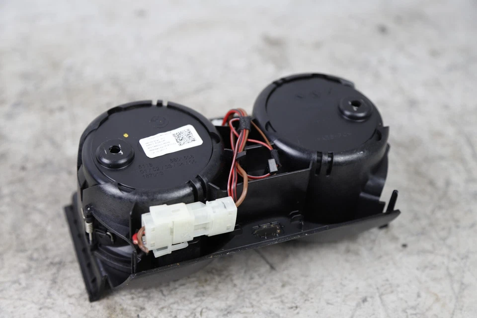 BMW 530i 540i G30 2017-2020 OEM consola central delantera portavasos 6801508 Foto 4 de 4