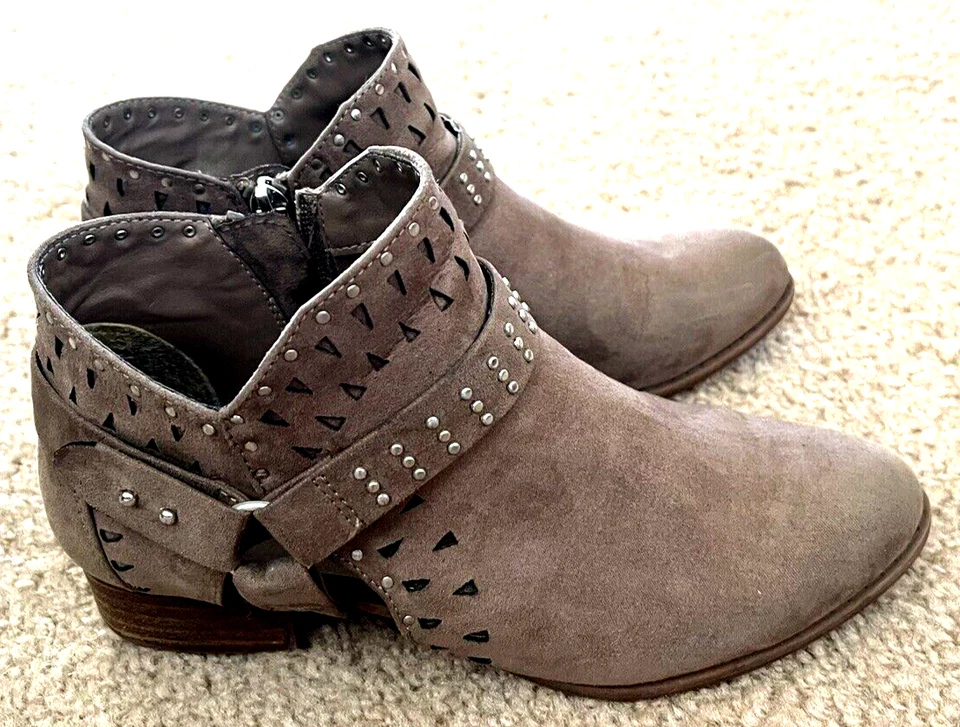 Zapatos/botas de gamuza Madden Girl talla 6 marrón con cremallera al tobillo Foto 4 de 4