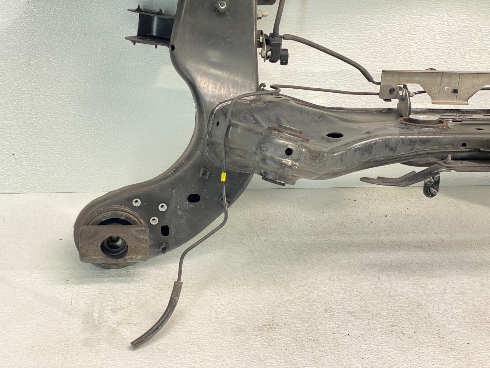 14-21 Maserati Quattro Ghibli Rear Chassis Subframe Crossmember Stabilizer OEM✅