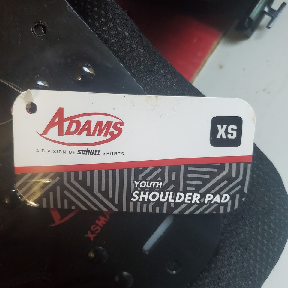 Adams Youth Football Shoulder Pads Size XS, New With Tags, Great