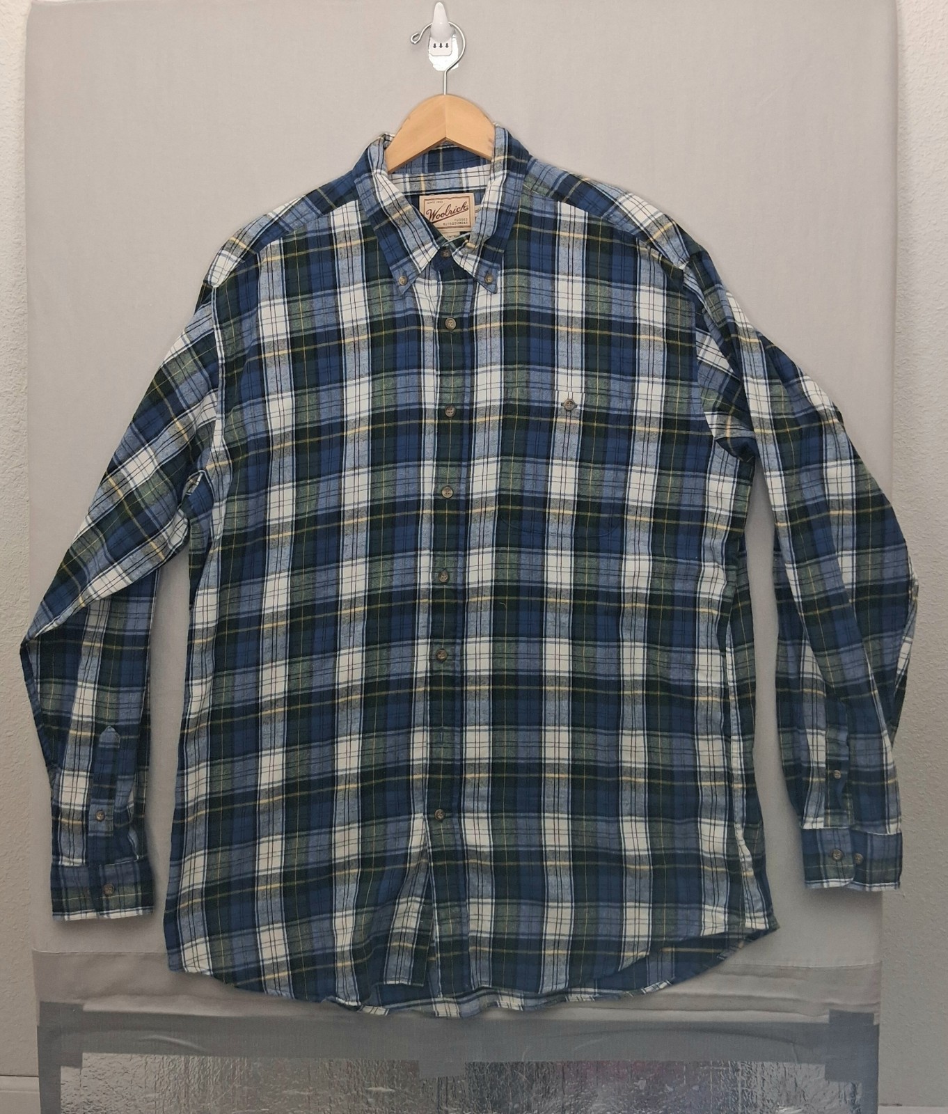 Men's Woolrich Long Sleeve Button Down Collared Shirt : Size XL- LONG : Flannel