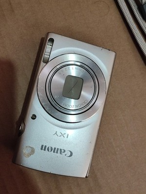 N*a様 【Canon】 IXY 180 シルバー Canon PowerShot IXY 180 20MP 8x Zoom 28mm Wide Angle 720p HD