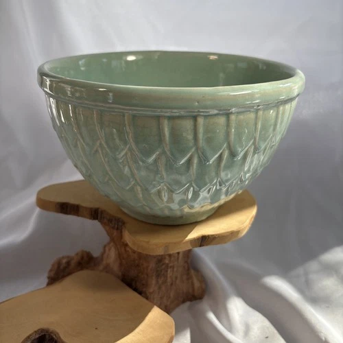 McCoy Signed Pottery Green Fish Scale Pattern Vintage 6" Bowl 1940s