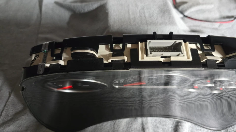 GMC Envoy Gauge Cluster 2002-2009 Foto 4 de 4