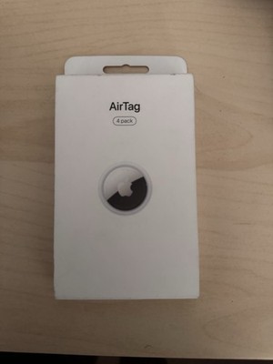 Apple 中古品 4つセット AirTag Apple AirTag MX542LL/A Silver 2021 Generation) (1st Pack) (4 スマホアクセサリー