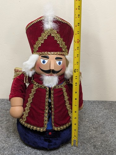 NOT WORKING: Vintage Musical & Animated 19” Nutcracker Scenic Ballerina 1990’s - Picture 12 of 12