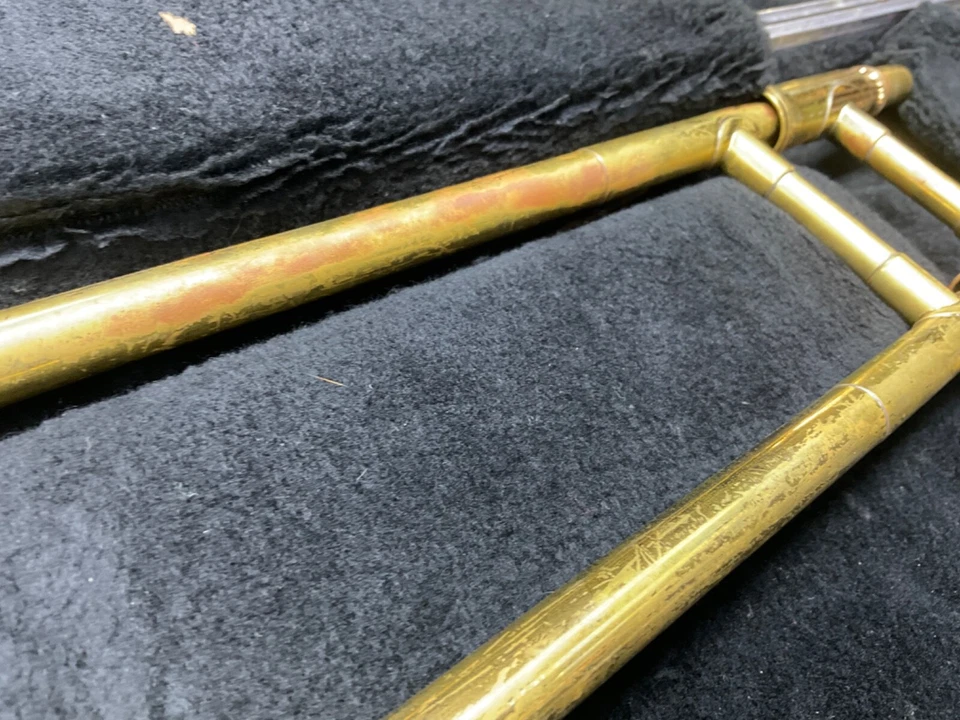 Estojo rígido vintage 1950 Holton por Leblanc TR602 TROMBONE - Imagem 4 de 4