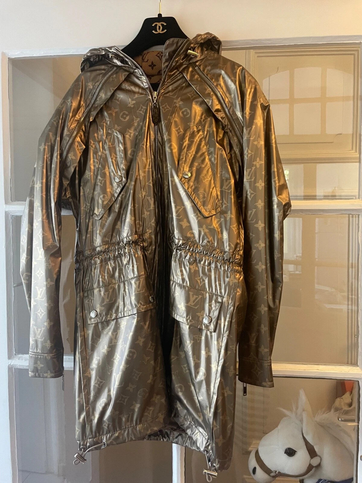 LOUIS VUITTON（LV） Trench originale LOUIS VUITTON in monogramma dt. Tg 36 38