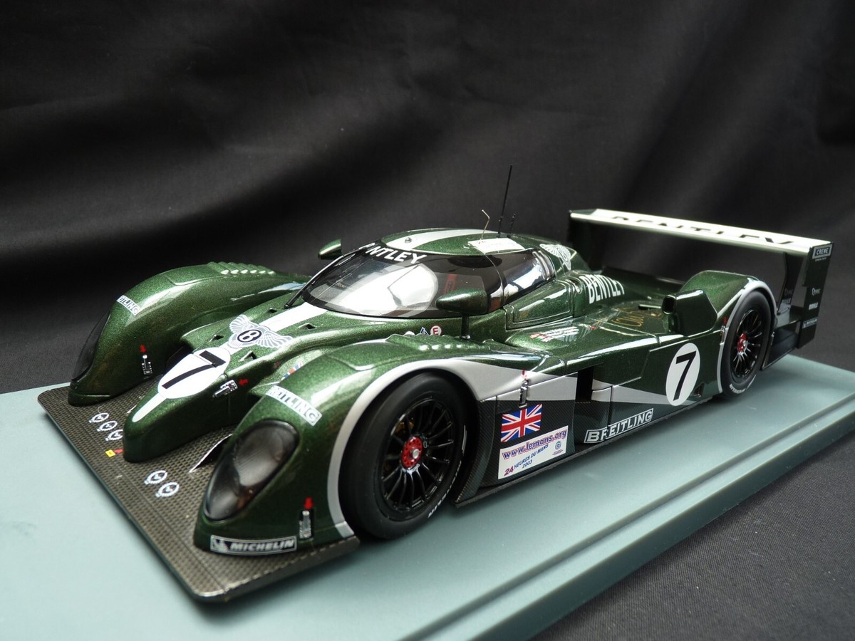 AUTOART Bentley Speed 8 1/18（Bentley Speed 8 by AutoArt 1