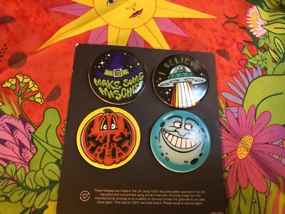 Lush   4 Button   Pins   Halloween   Anstecker   NEU