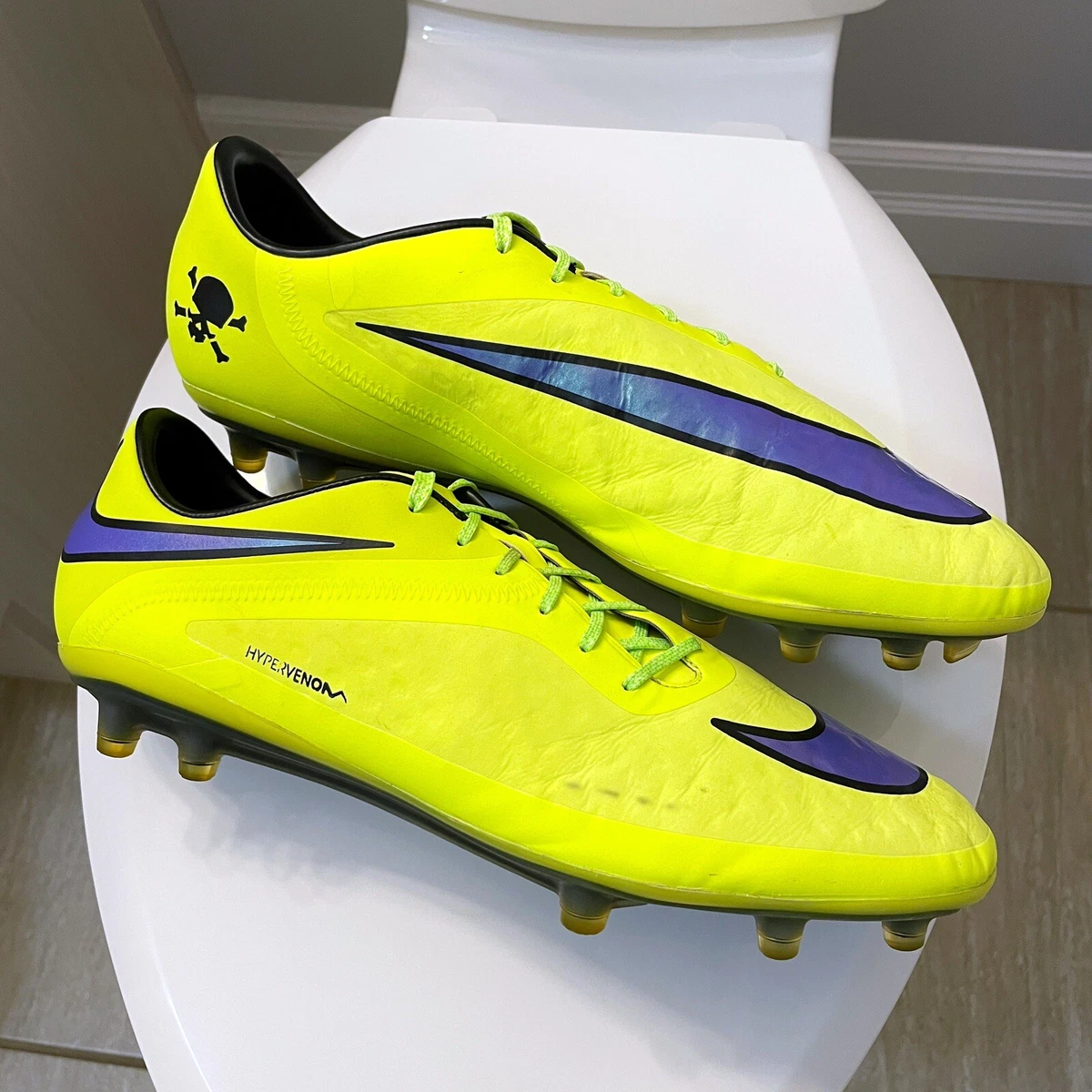 Best indoor deals football shoes 218