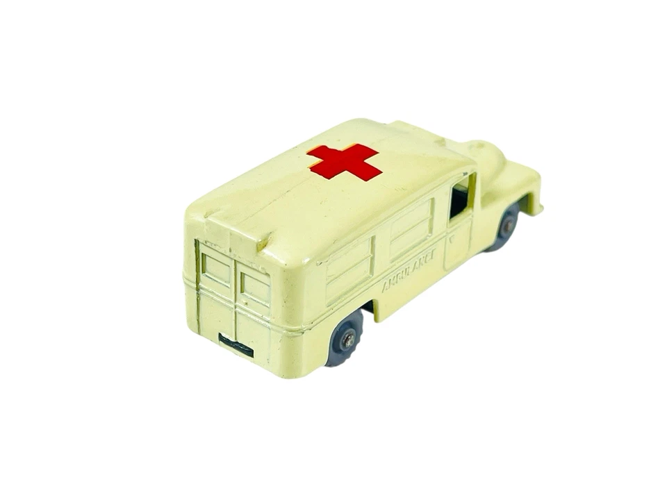 Matchbox Lesney No. 14 GPW Daimler Ambulance w/B5 Box - Image 4 of 4