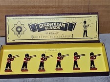 Vtg Britain's Toy Soldiers Set Scot's Guards Coldstream Guards 8800 w/ Box 1990