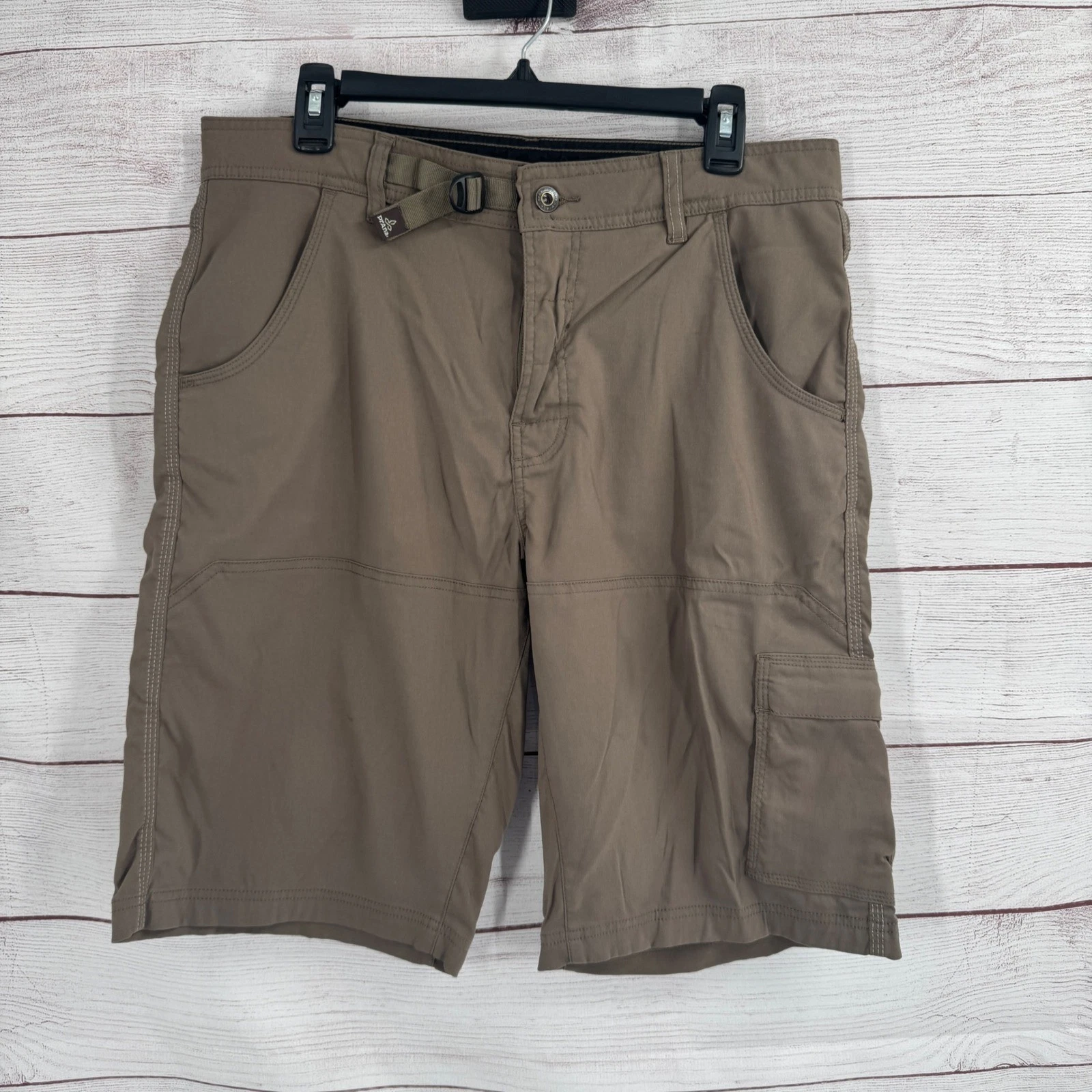 Prana Mens Hiking Shorts Cargo Pocket Stretch Performance Size Medium
Opens in a new window or tab