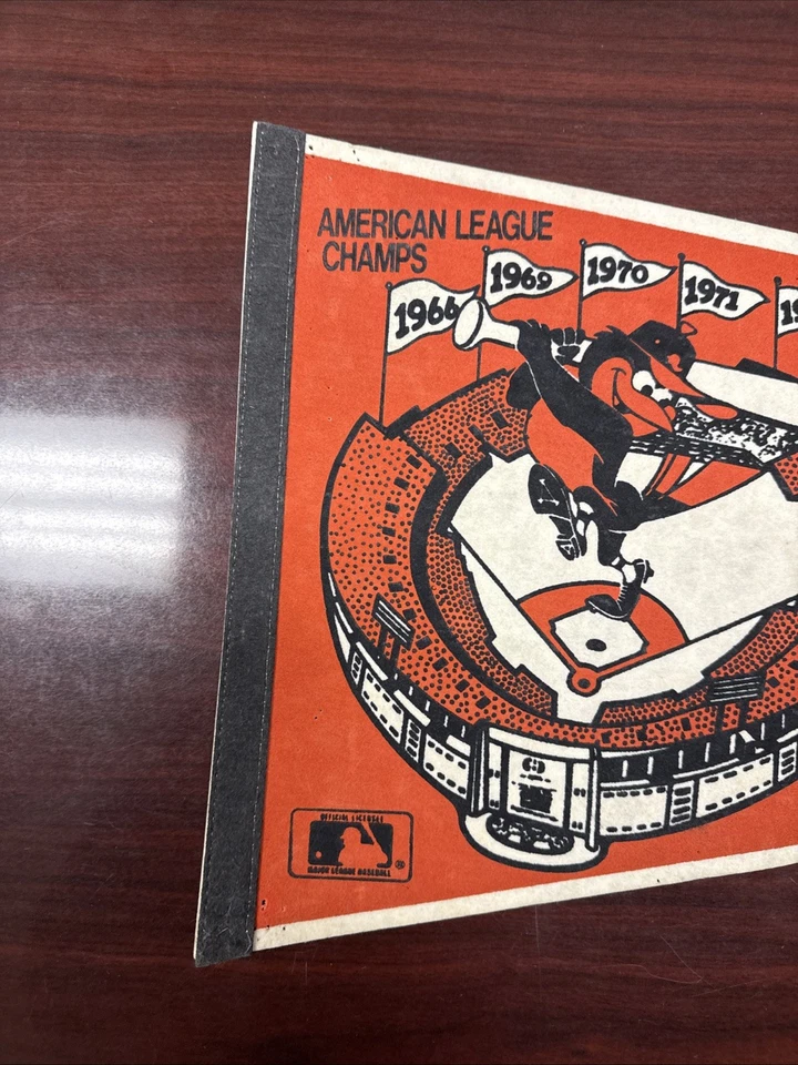 Banderín de campeones de la Liga Americana de béisbol de los Orioles de Baltimore de 1980 tamaño completo Foto 2 de 4