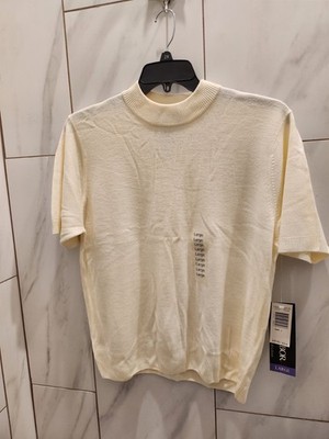 New-Sag harbor acrylic Warm White, Short Sleeve top size Large NWT