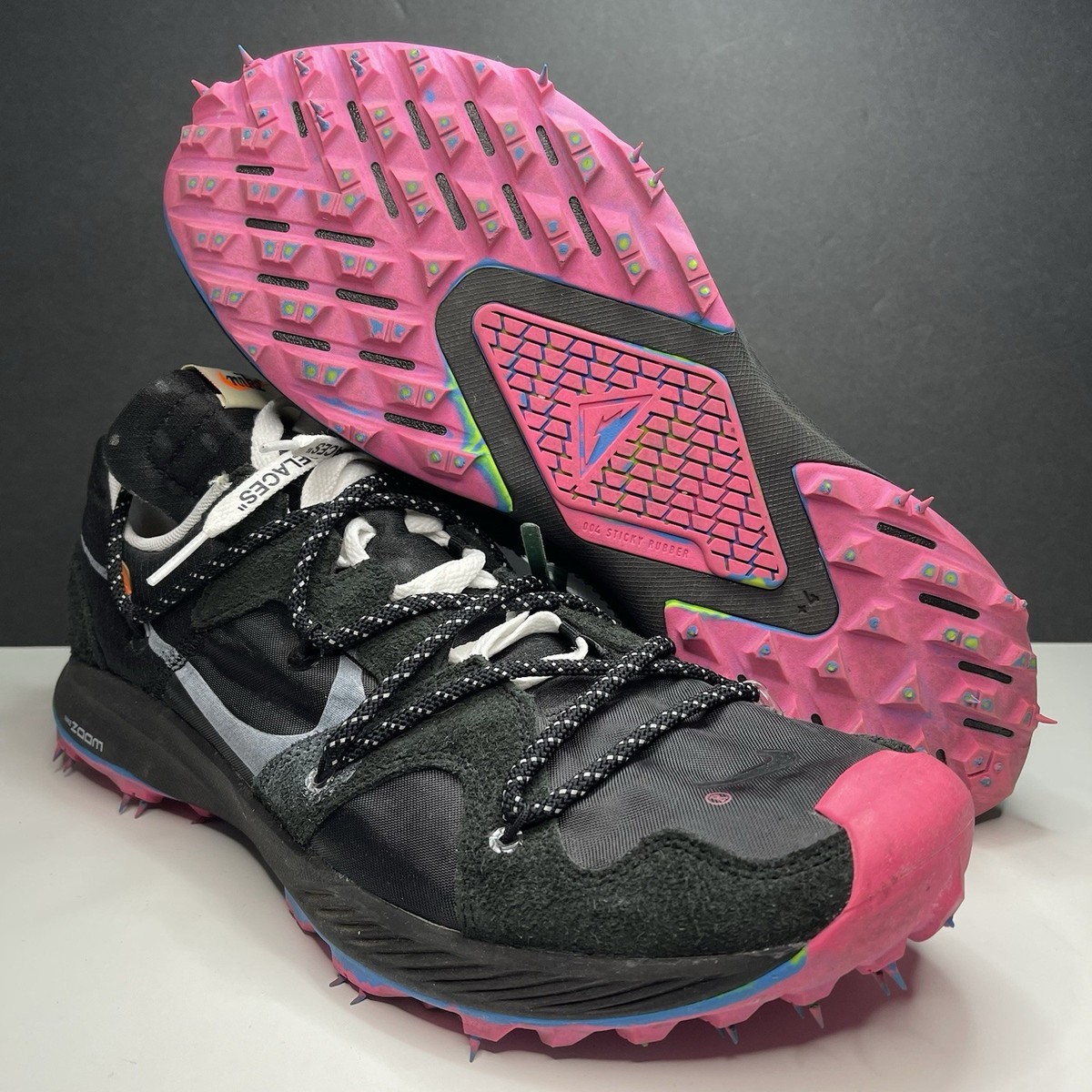 off white nike kiger