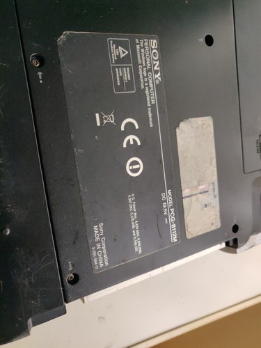 Sony Vaio VGN-AR71M Intel Core duo 17 inch gaming laptop  - Picture 9 of 12