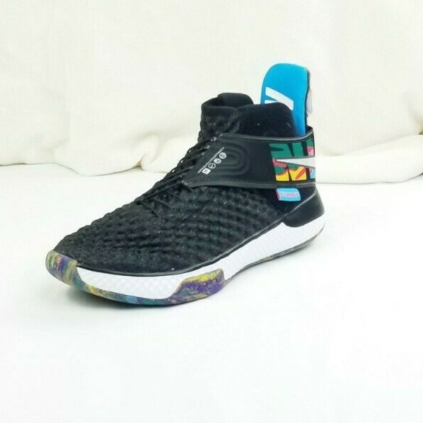 nike air zoom universe flyease