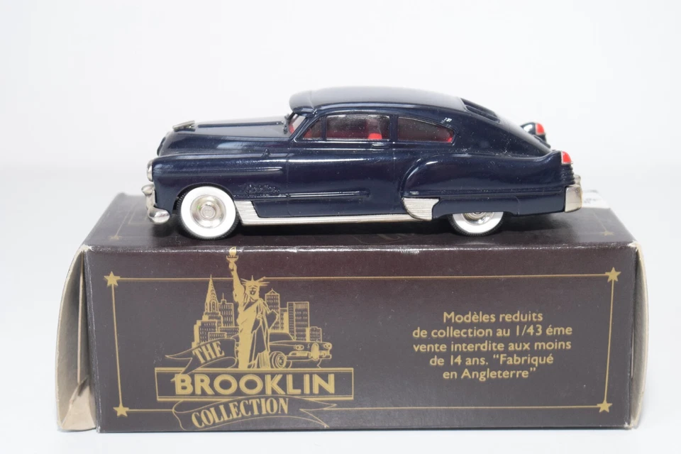 B7 1:43 BROOKLIN BRK 40 BRK40 CADILLAC DYNAMIC FAST BACK COUPE DARK BLUE MIB - Photo 2/4
