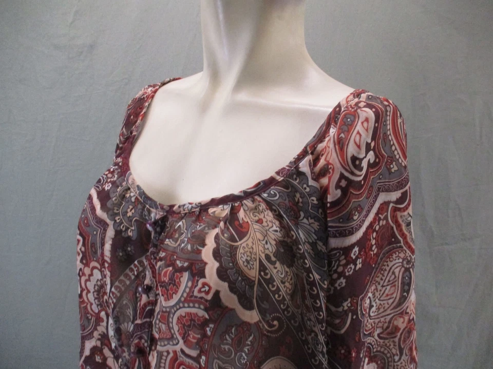 Blusa corta manga 3/4 decorada con botones de cachemira talla L casi famosa 102 Foto 4 de 4