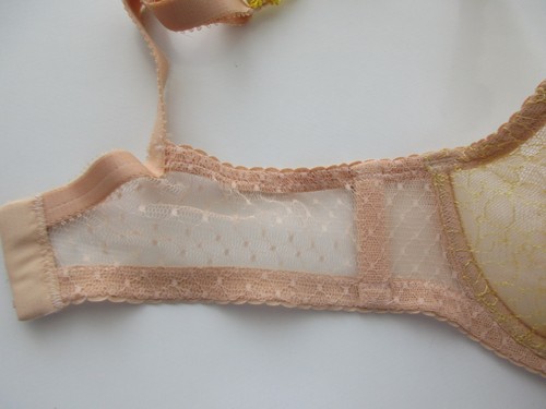 Huit NWT 8240C8D Push Up Effect Sheer Mesh Lace UW Bra 32D U13.W42 - Picture 3 of 10