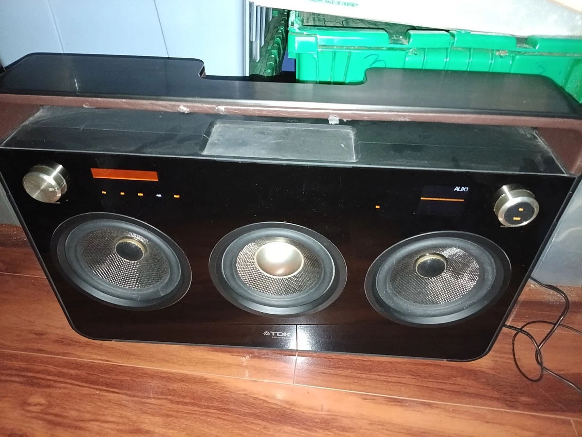 スピーカー・ウーファー TDK 3 Speaker Boombox Conheça o 3 Speaker Boombox Audio System da TDK - YouTube