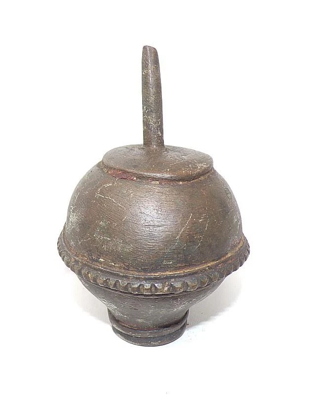 5 AJUSTES DE MUEBLES INDIOS ANTIGUOS DE BRONCE - APX. 1 7/8" DIA. -SUPERFICIES OSCURAS ANTIGUAS Foto 2 de 3