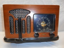 1942 Zenith radio table model #6D628