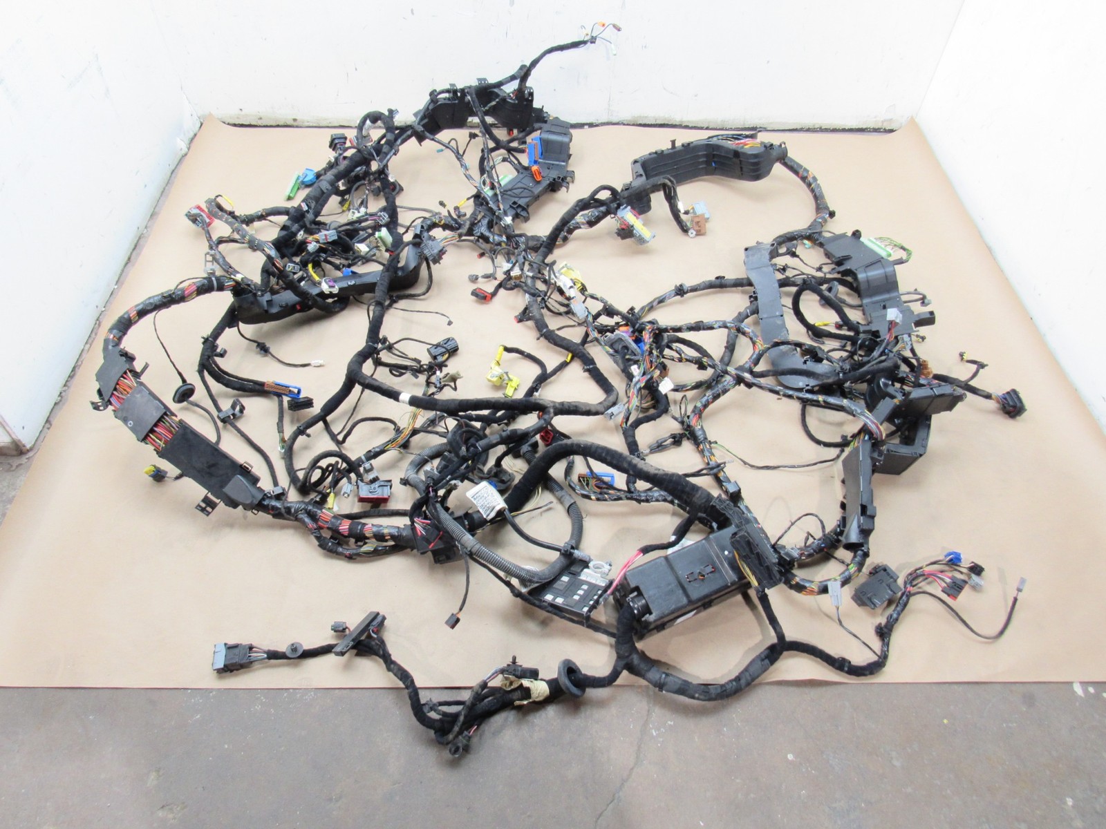 Maserati Levante 2017 AWD 3.0L Main Body Floor Wire Wiring Harness 16-24 *:Y
