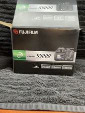 Fugifilm FinPix S9000 Digital Camera Black with Case Tested Working Used