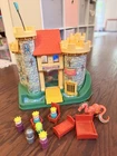 Vintage Fisher Price Little People Play Family Castle #993 1974 w/ Dragon