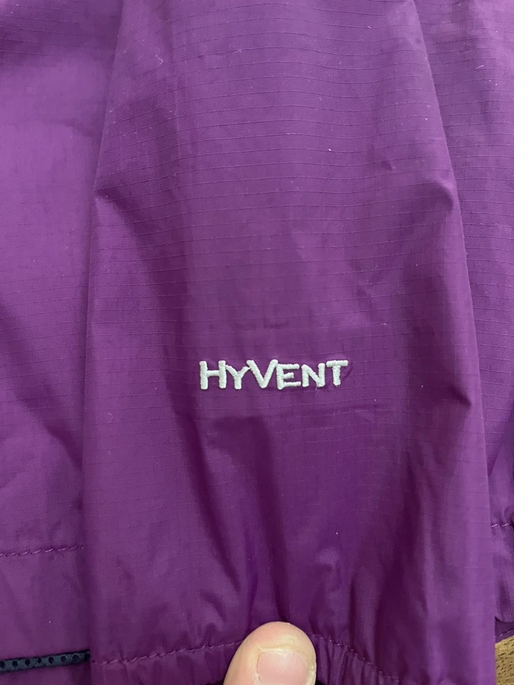 Chaqueta HyVent The North Face para niñas, talla juvenil M (10/12) púrpura.  Foto 4 de 4