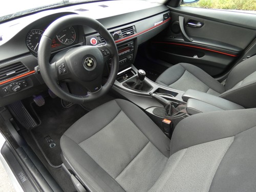 BMW 320i E90 - Bild 9 von 17