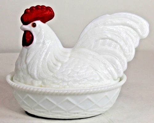 Vintage Westmoreland Milk Glass Lidded Rooster Chicken Candy Dish