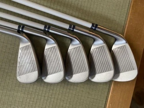 PING G Le3 Iron Set 5pcs 6-W graphite Shaft Flex L Ladies Red dot - Image 2 of 4