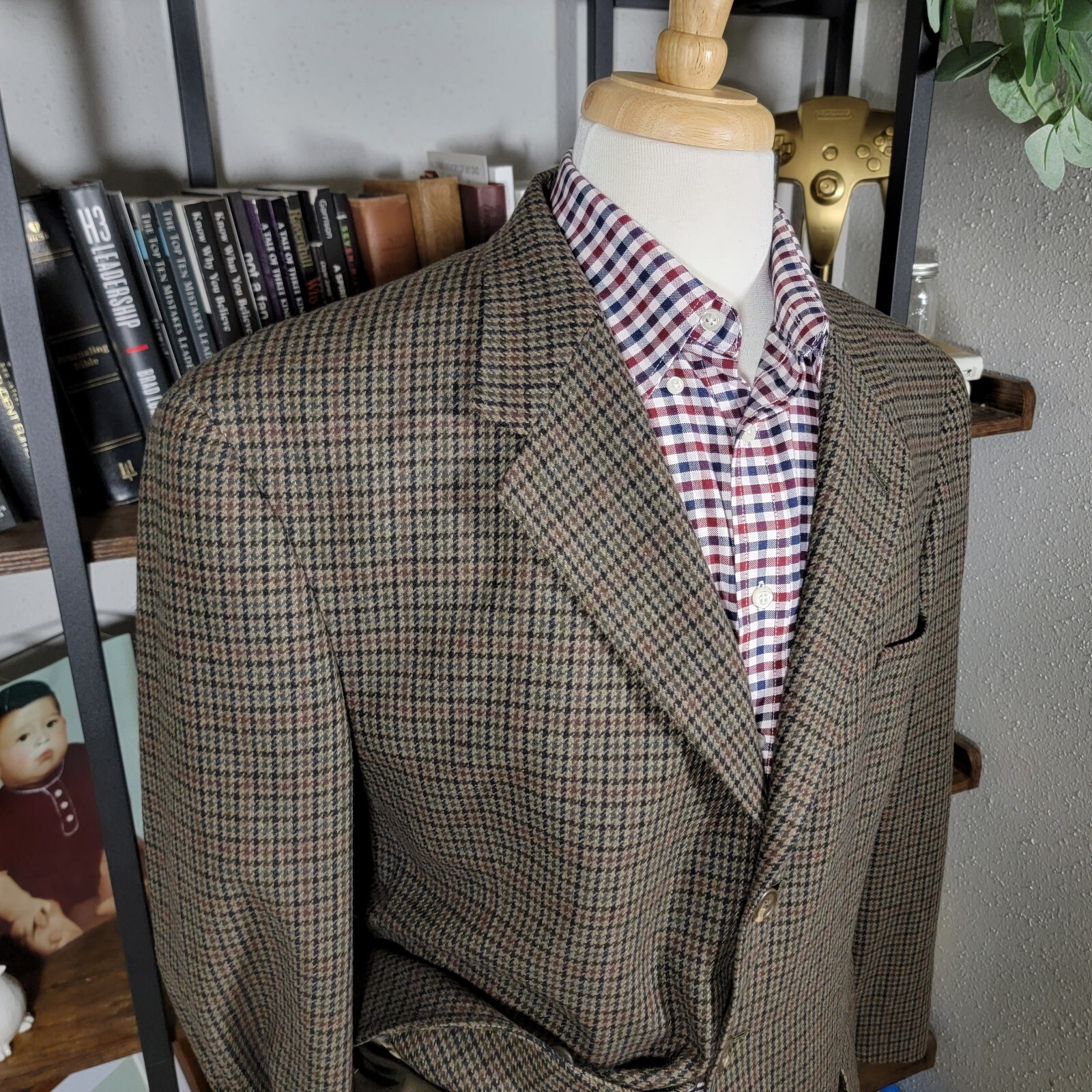 VTG Tommy Hilfiger Tweed Sport Coat Blazer Three Button Houndstooth Wool Sz 44R thumbnail 10