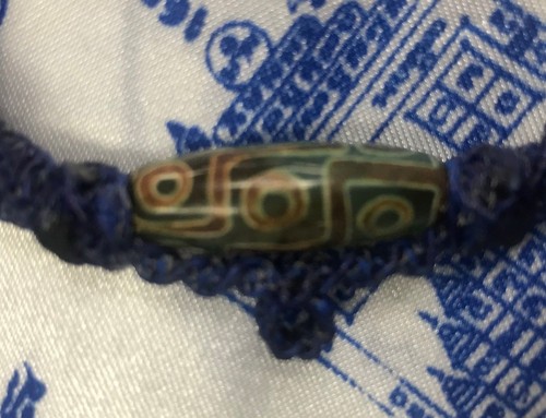 Collar colgante nueve ojos cuentas tibetanas antiguo 9 ojos MALA AMULETO genuino DZI - Imagen 11 de 12
