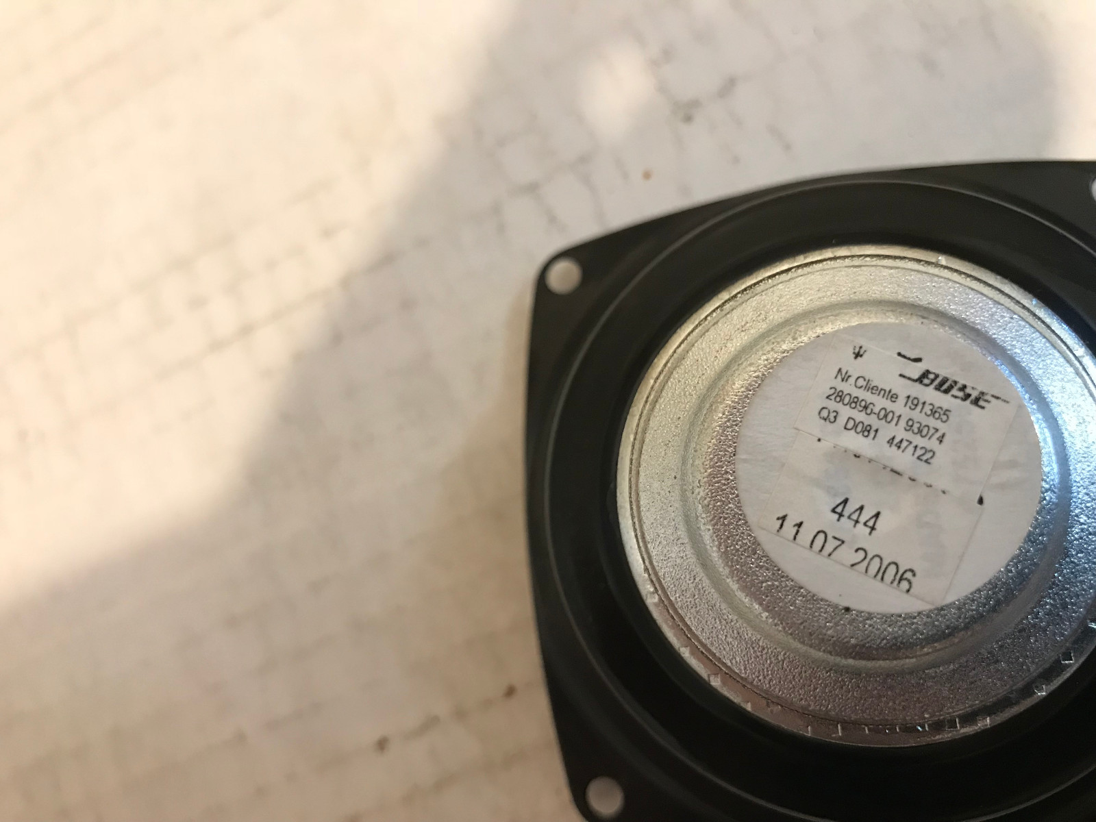  07 Maserati Quattroporte Dash Left or Right Speaker Tweeter w/ cover.