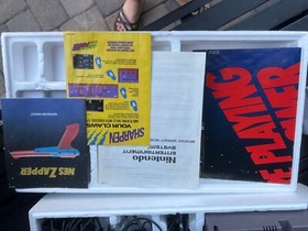 1988 Nintendo Entertainment System NES Action Set w/ Box Console Gray Zapper CIB