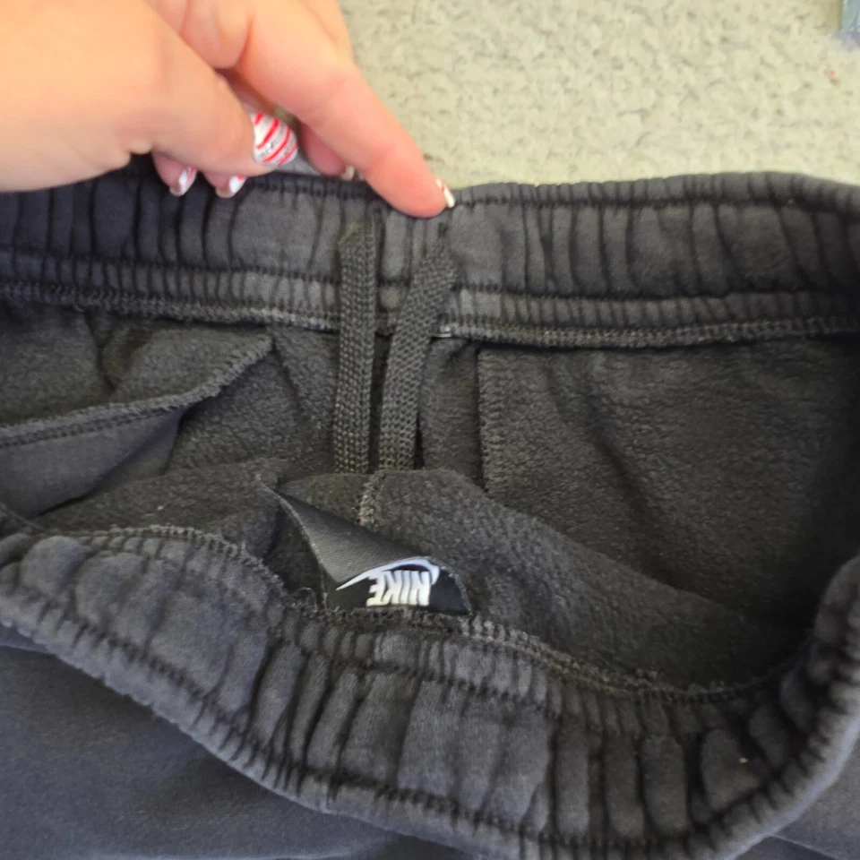 Nike Sportswear Club Fleece Cargo Pant Mens S Black Sweatpants Athleisure Jogger - Image 4 of 4