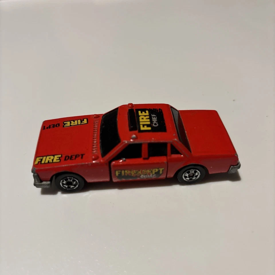 Dodge Diplomat Crack Ups Hot Wheels Mattel 1983 Malasia Departamento de Bomberos Fire Smasher Foto 2 de 4
