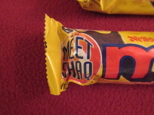 (2)1995 Shaquille O'Neal MR. BIG Candy Bar Shaq Unopened Neilson 1.75 ounces - Picture 2 of 5