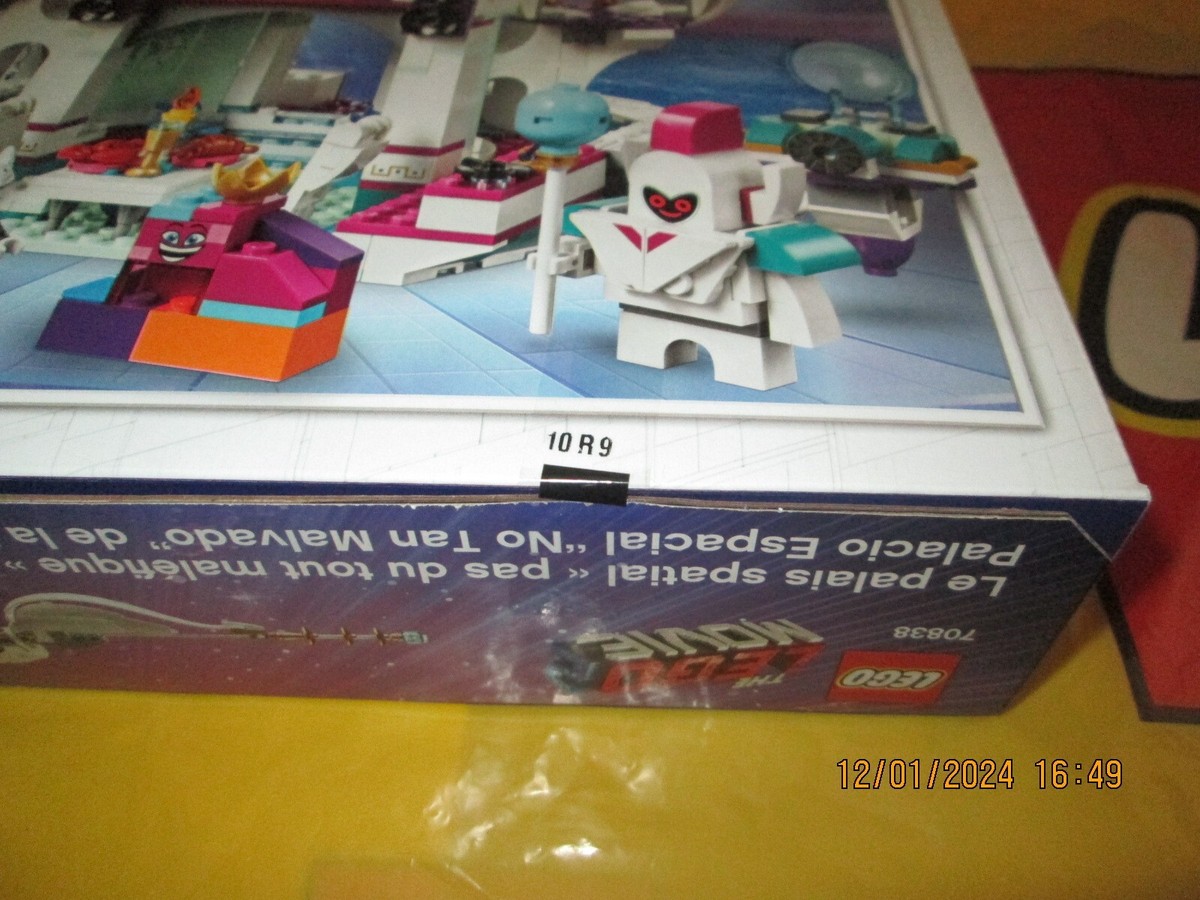LEGO The LEGO Movie 2: Queen Watevra's 'So-Not-Evil' Space Palace