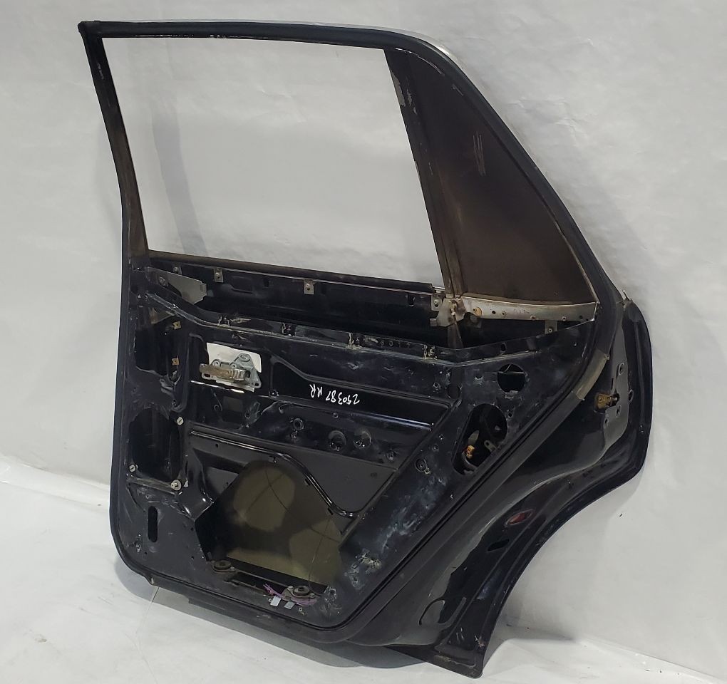 Bentley Turbo R 1991 Rear Right Door shell Black