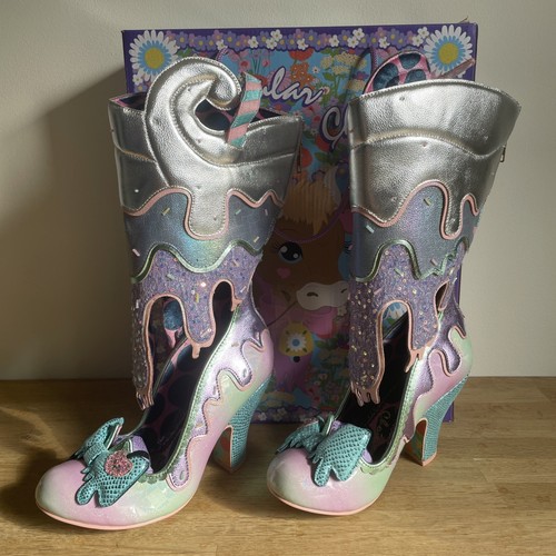 Irregular Choice Cereza Sobre Parte Superior PU/Tela Lila Multi EU 38
