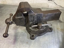 EARLY 1900s Swivel vise REED 203 1/2 ERIE PA USA 3 1/2” Jaws 6” opening Original
