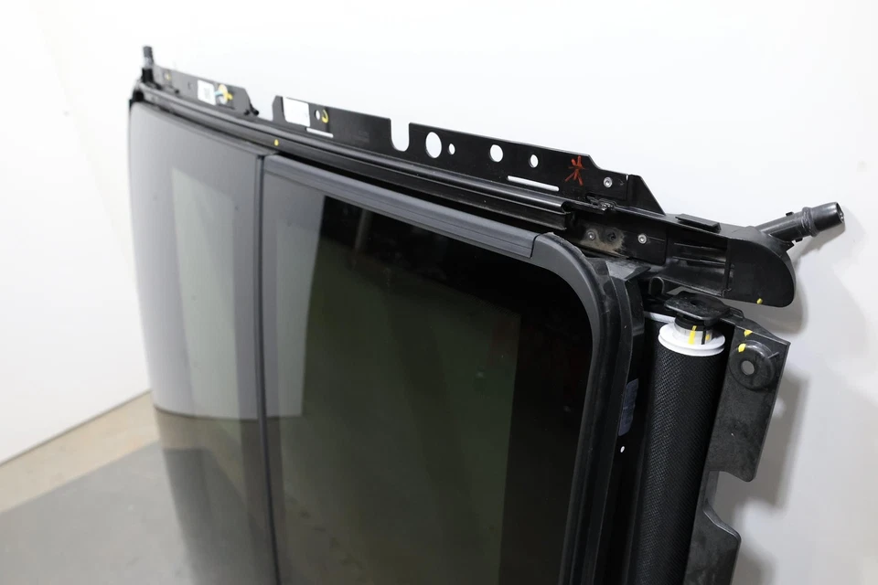 BMW X4 G02 2019-2025 techo corredizo techo corredizo vidrio y marco OEM Foto 3 de 4