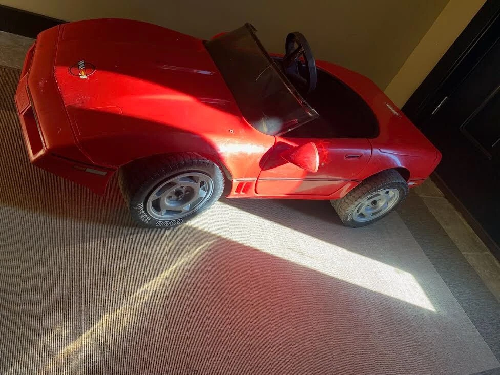 Vintage PowerWheels C4 Chevy Corvette Convertible Red Chevrolet